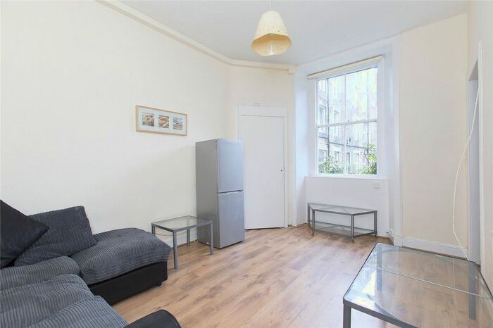2 Bedroom Flat To Rent In Caledonian Road, Dalry, Edinburgh, EH11