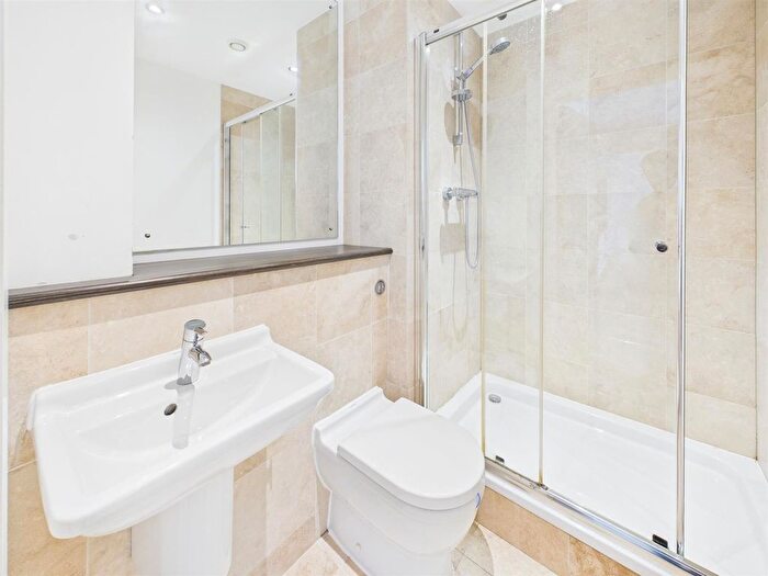 2 Bedroom Flat To Rent In Alexandra Tower, Princes Parade, Liverpool, L3