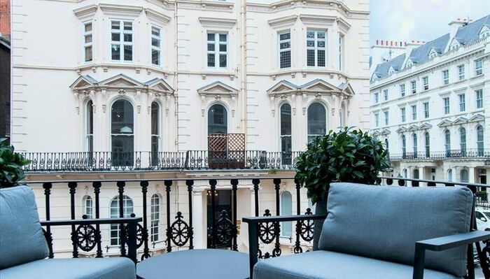 2 Bedroom Flat To Rent In Prince Of Wales, London, W8