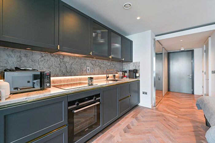 Studio To Rent In Alchindor Mansions, West End Gate, London, W2
