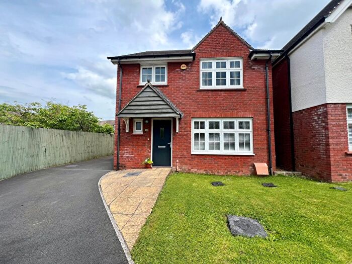 4 Bedroom Detached House For Sale In Parc Llwyn Celyn, Pwlltrap, St Clears, SA33