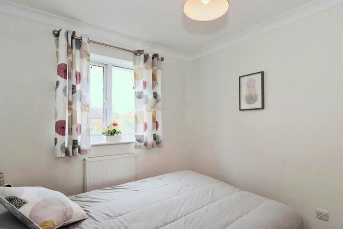3 Bedroom End Of Terrace House For Sale In Long Mead, Yate, Bristol, BS37