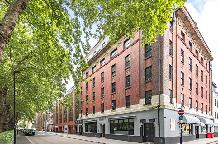 2 Bedroom Flat To Rent In Queens Terrace, Southampton, Hampshire, SO14