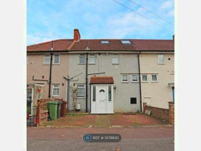 3 Bedroom Terraced House To Rent In Bushgrove Road, Dagenham RM8