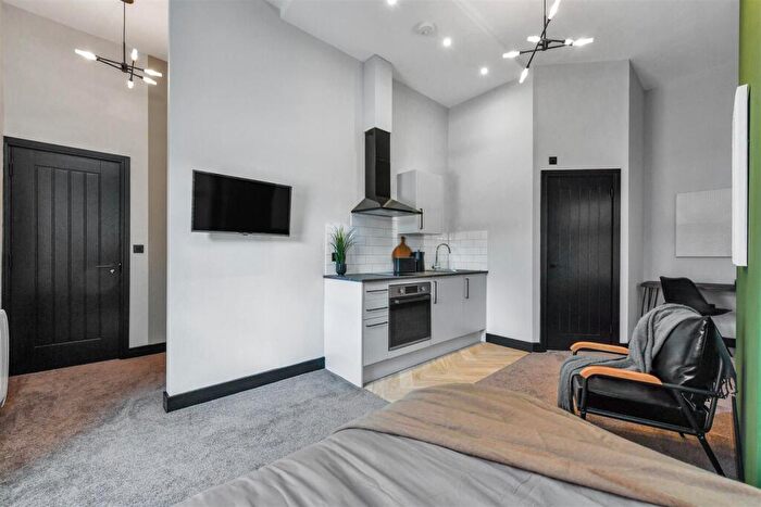 Studio To Rent In Uttoxeter New Road, Derby, DE22