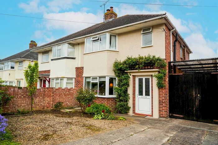 3 Bedroom Semi-Detached House For Sale In Winston Road, Churchdown, Gloucester, GL3