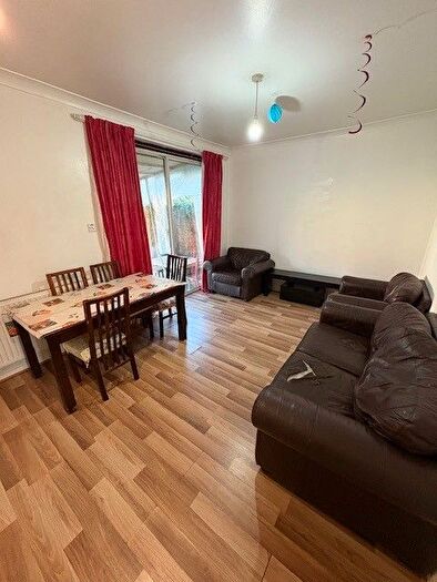 3 Bedroom Terraced House To Rent In Eastcote Avenue, Greenford, UB6