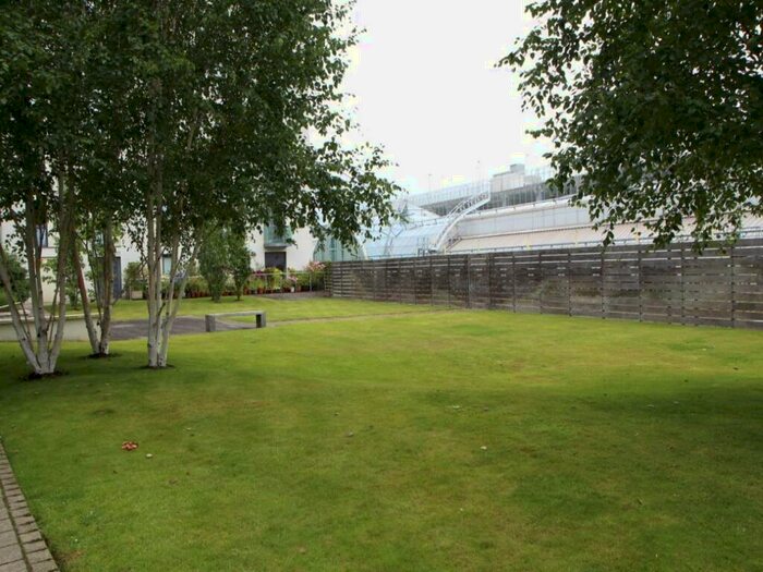 1 Bedroom Flat To Rent In The Hayes Apartment, Cardiff City Centre, Cardiff, CF10