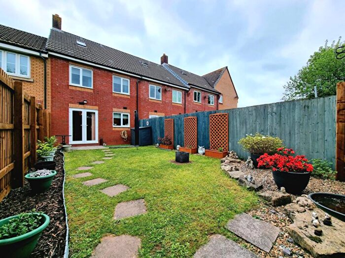 3 Bedroom End Of Terrace House For Sale In Longacres, Brackla, Bridgend, CF31
