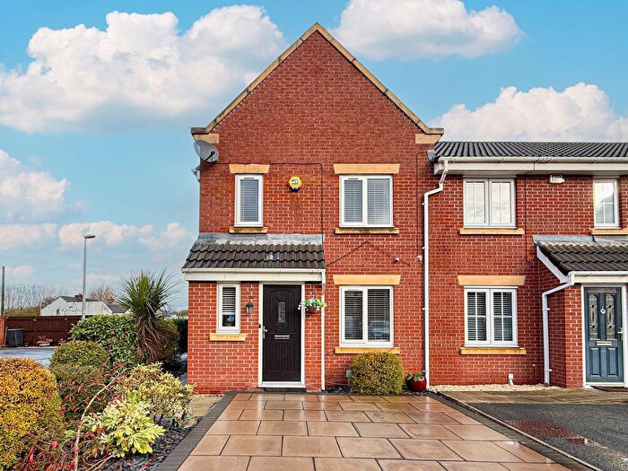 3 Bedroom End Of Terrace House For Sale In Burmarsh Lane, Widnes, WA8