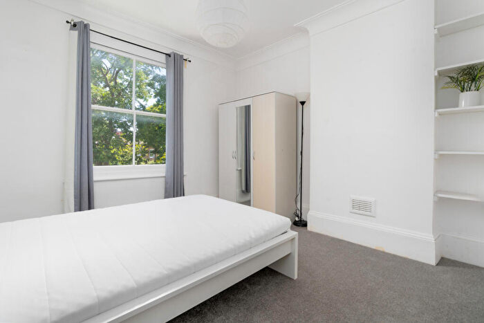 2 Bedroom Apartment To Rent In Highbury Hill, London, N5