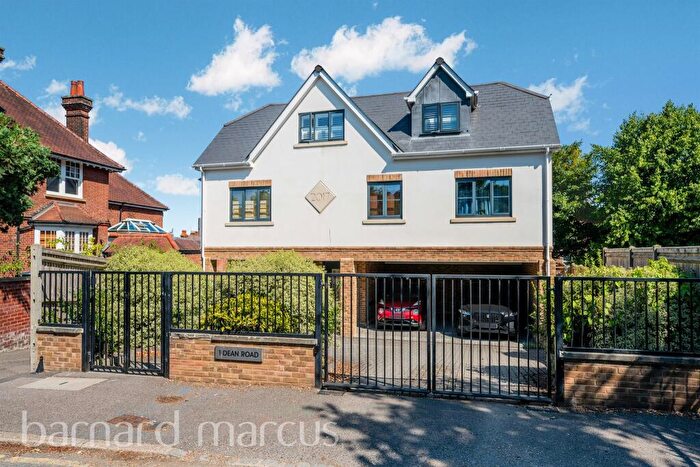 2 Bedroom Flat For Sale In Dean Road, Croydon, CR0