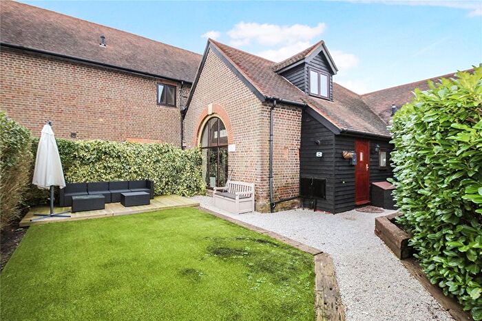 1 Bedroom Terraced House For Sale In Pouchen End Lane, Hemel Hempstead, Hertfordshire, HP1