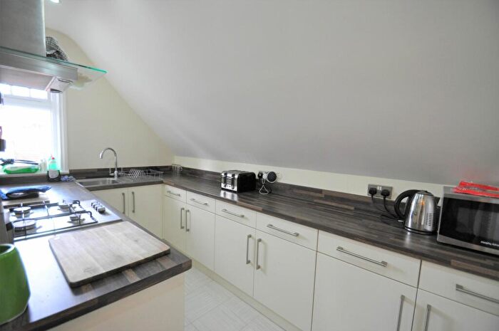 2 Bedroom Apartment To Rent In Huntingdon Drive, Nottingham, NG7