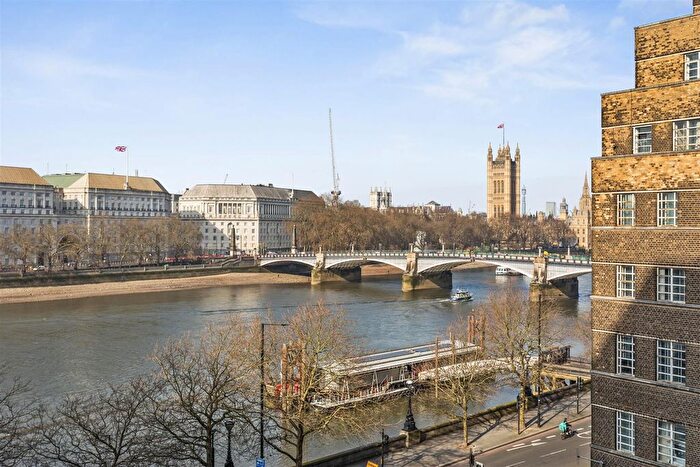 1 Bedroom Flat To Rent In Albert Embankment, Vauxhall, London, SE1