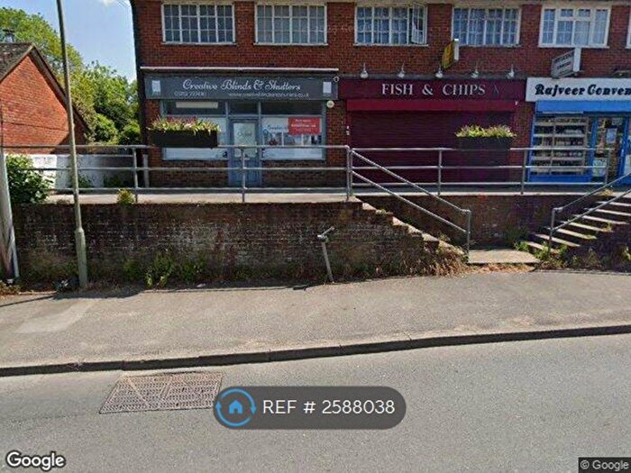 2 Bedroom Flat To Rent In The Street, Wrecclesham, GU10