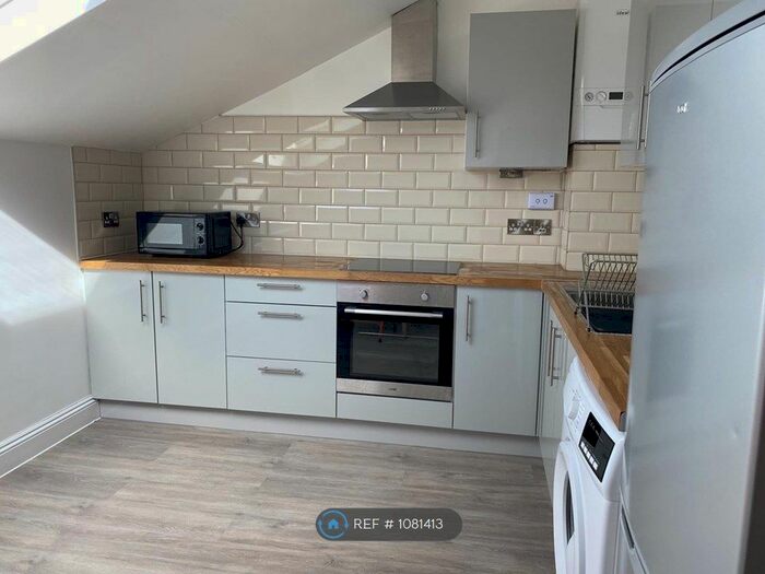 2 Bedroom Flat To Rent In Rufford Road, Liverpool, L6