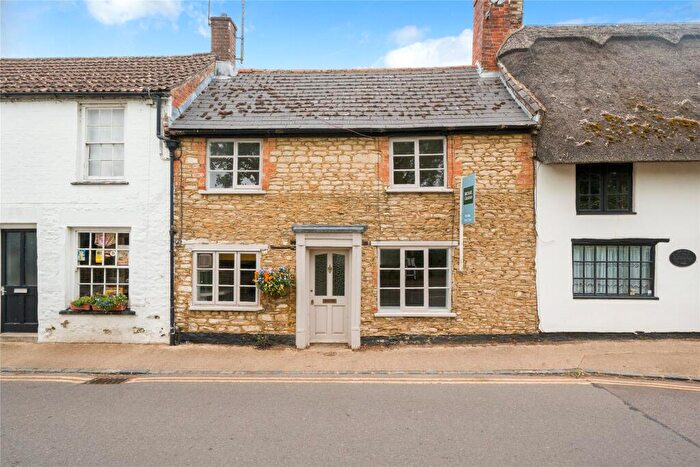2 Bedroom Terraced House For Sale In High Street, Harrold, Bedfordshire, MK43