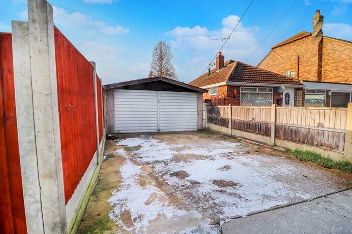 Garage / Parking To Rent In Hillside Road Parking, Benfleet, SS7