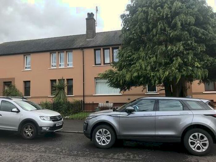 2 Bedroom Flat To Rent In Fleming Gardens South, Dundee, DD3