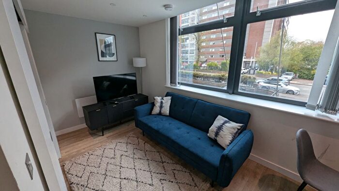 1 Bedroom Flat To Rent In Paragon House, Seymour Grove, M16