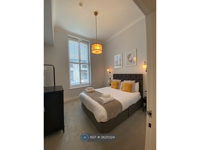 2 Bedroom Flat To Rent In The Salisbury, Scarborough, YO11