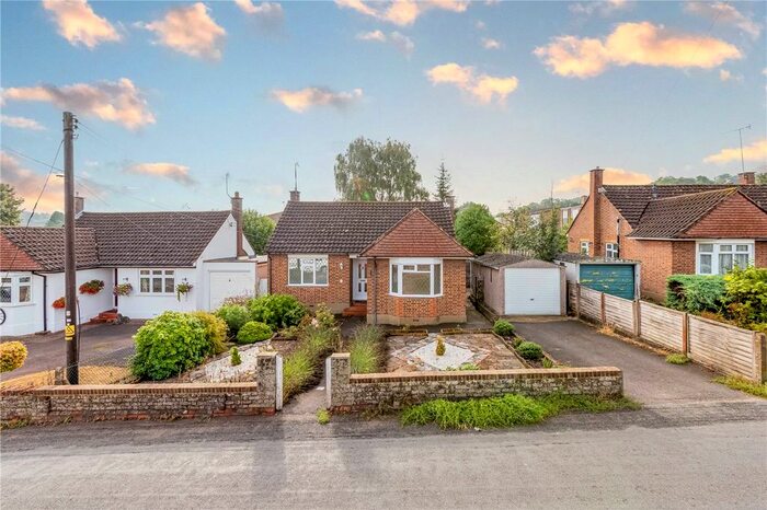 2 Bedroom Bungalow To Rent In Darrs Lane, Northchurch, Berkhamsted, 'hertfordshire, HP4