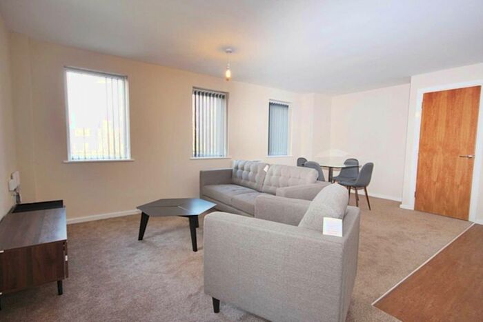 1 Bedroom Flat To Rent In Park Rise, Seymour Grove, Manchester, M16