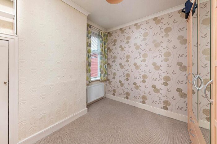 2 Bedroom Bungalow For Sale In Lockhaugh Road, Rowlands Gill, Tyne And Wear, NE39
