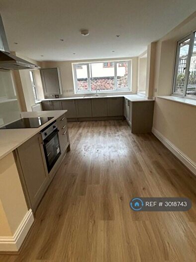 2 Bedroom Flat To Rent In Normanton Avenue, Liverpool, L17