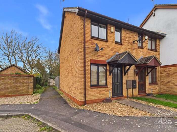 2 Bedroom End Of Terrace House To Rent In Rudds Close, Winslow, MK18