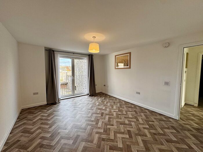 2 Bedroom Flat To Rent In Mearns Street, Aberdeen, AB11