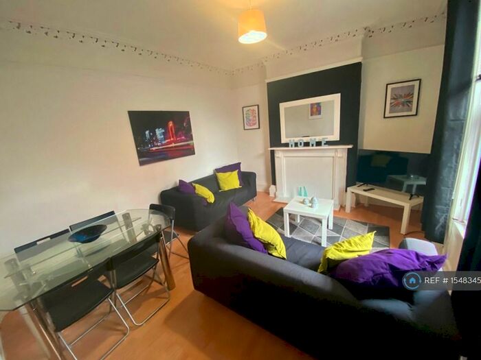 5 Bedroom Terraced House To Rent In Broomhall Street, Sheffield, S3