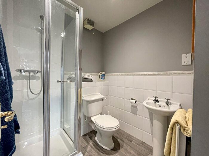 2 Bedroom Apartment To Rent In Quayside Walk, Marchwood, SO40