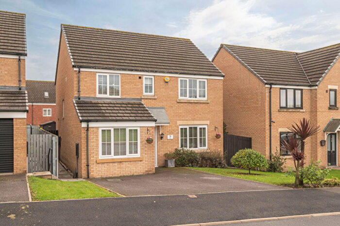 4 Bedroom Detached House For Sale In Alder Road, Whinmoor, Leeds, LS14