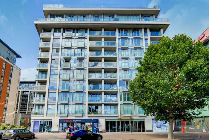 2 Bedroom Apartment To Rent In The Oxygen, Western Avenue, Royal Victoria Docks, London, E16