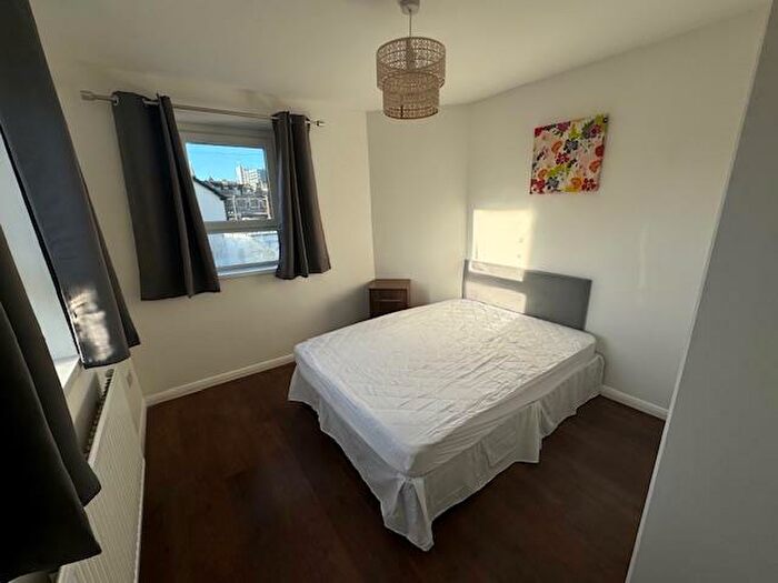 1 Bedroom Apartment To Rent In Piercefield Place, CF24