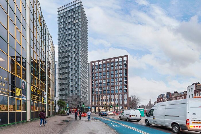 1 Bedroom Flat For Sale In Great Eastern Road, London, E15