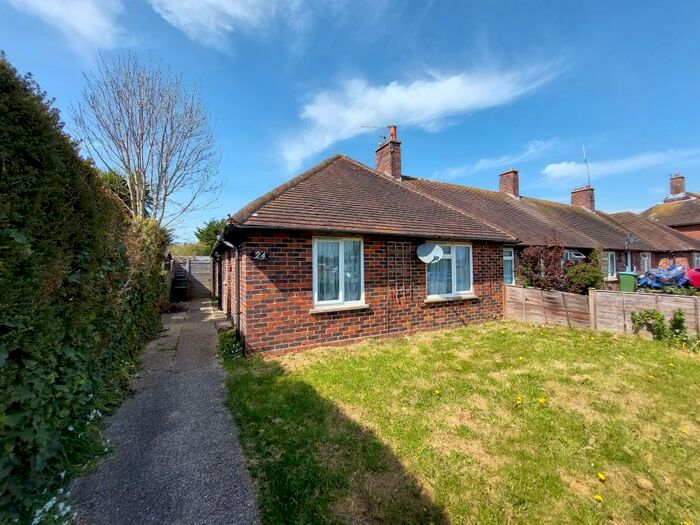 2 Bedroom Bungalow To Rent In North Bersted, PO22