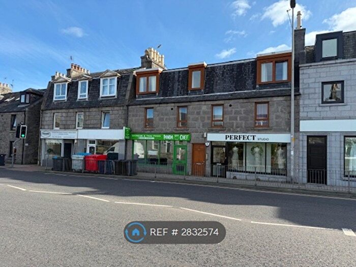 3 Bedroom Flat To Rent In Holburn St, Aberdeen, AB10