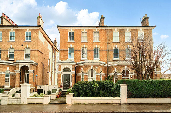 2 Bedroom Apartment For Sale In King Henrys Road, Primrose Hill, NW3