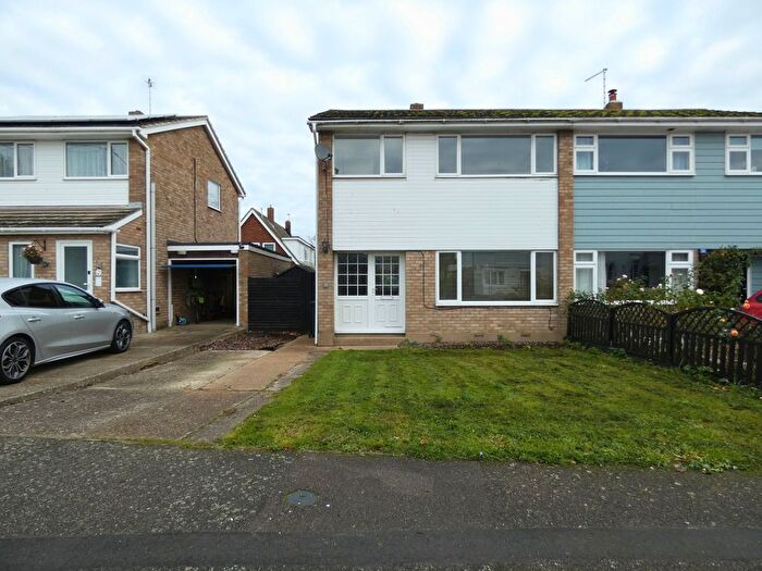 3 Bedroom Semi-Detached House For Sale In Thurstable Road, Tollesbury, Maldon, CM9