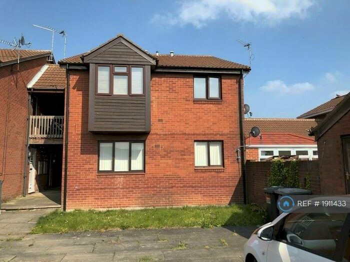 Studio To Rent In Bramley, Rotherham, S66