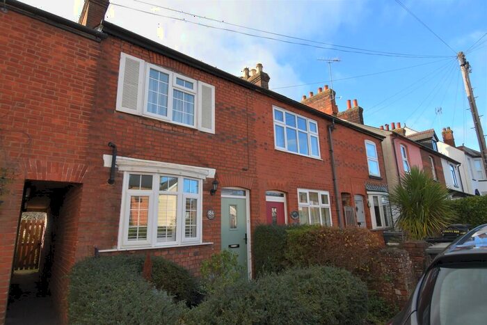 2 Bedroom Cottage To Rent In High Street, Codicote, SG4