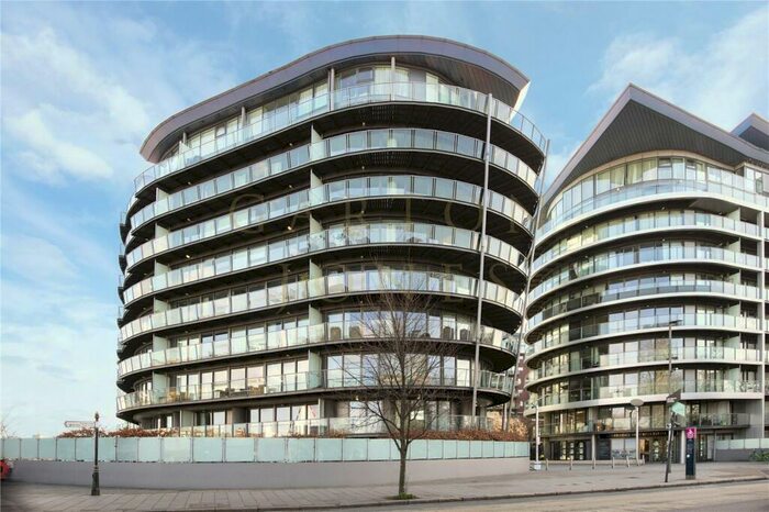 2 Bedroom Apartment To Rent In Centurion Building, Queenstown Road, London, SW11