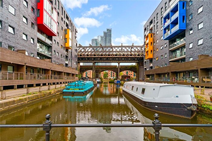 2 Bedroom Flat For Sale In Potato Wharf, Manchester, Greater Manchester, M3