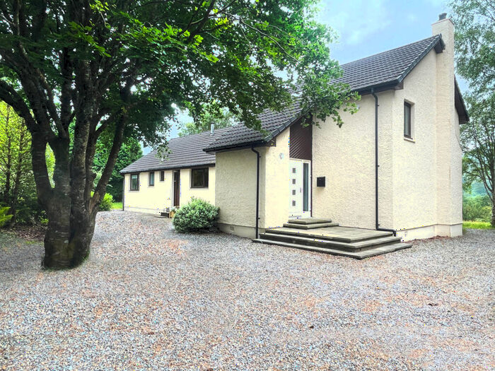 4 Bedroom Detached House For Sale In Maol Ruadh, Inverroy, Roy Bridge, PH31