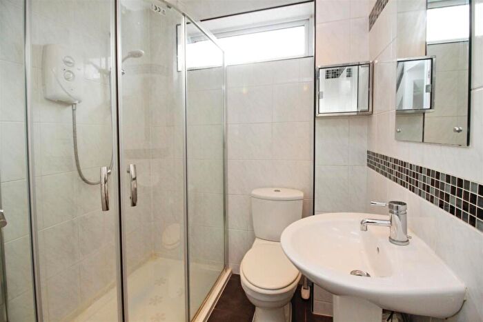 4 Bedroom House To Rent In Firs Close, Hitchin, Hertfordshire, SG5