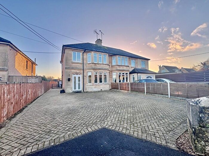 3 Bedroom Semi Detached House For Sale In Pickwick Road, Corsham, SN13