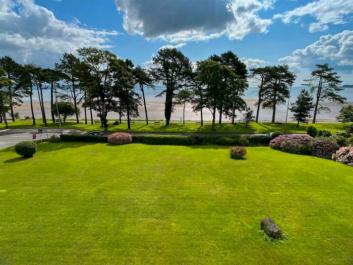 2 Bedroom Flat For Sale In Gullivers Close, West Cross, Swansea, SA3